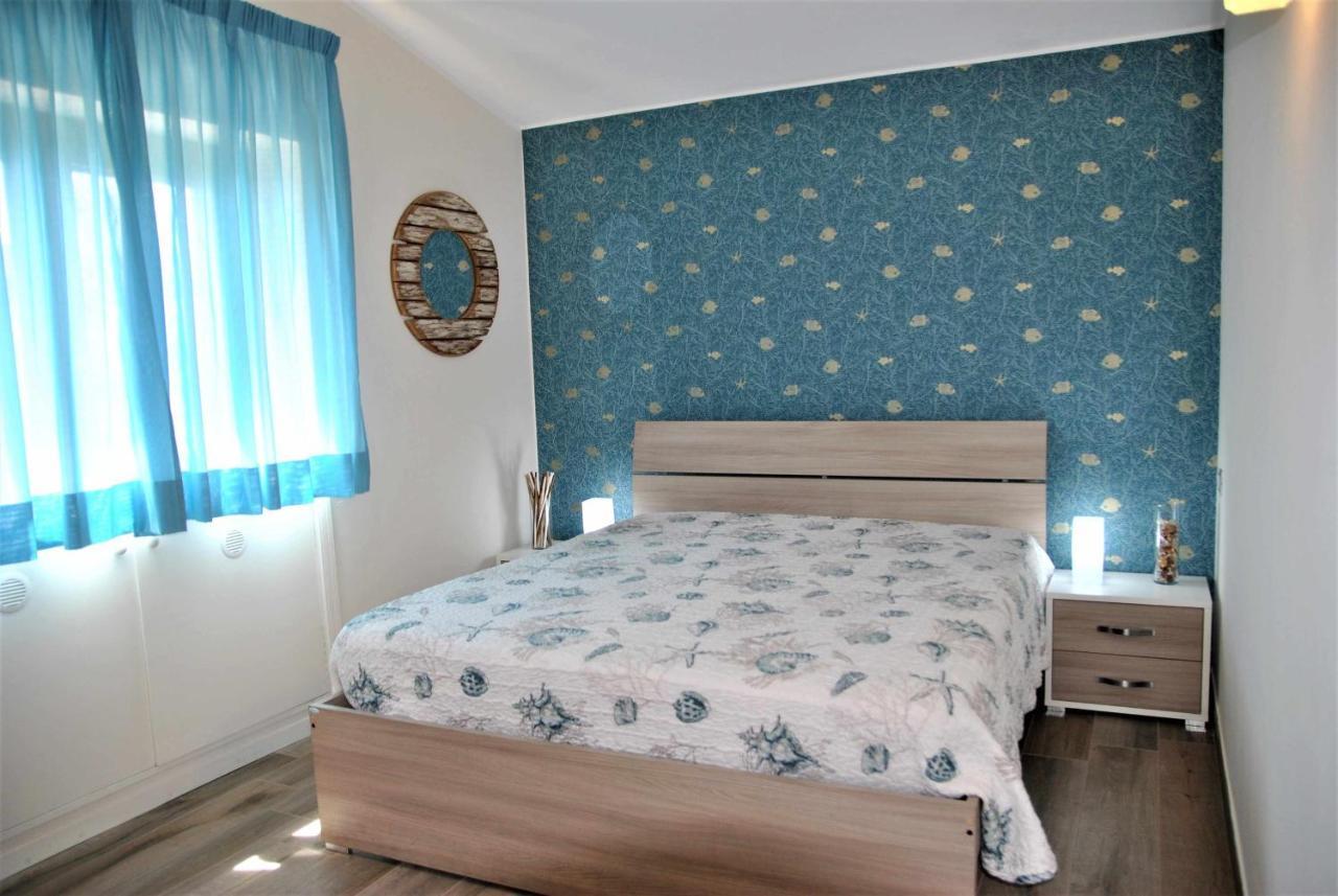 フォルミアCasa Dinky Attico Con Terrazza Vista Mareアパートメント エクステリア 写真