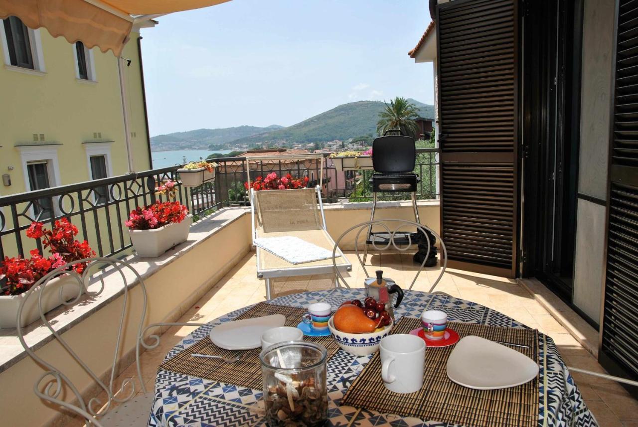 フォルミアCasa Dinky Attico Con Terrazza Vista Mareアパートメント エクステリア 写真