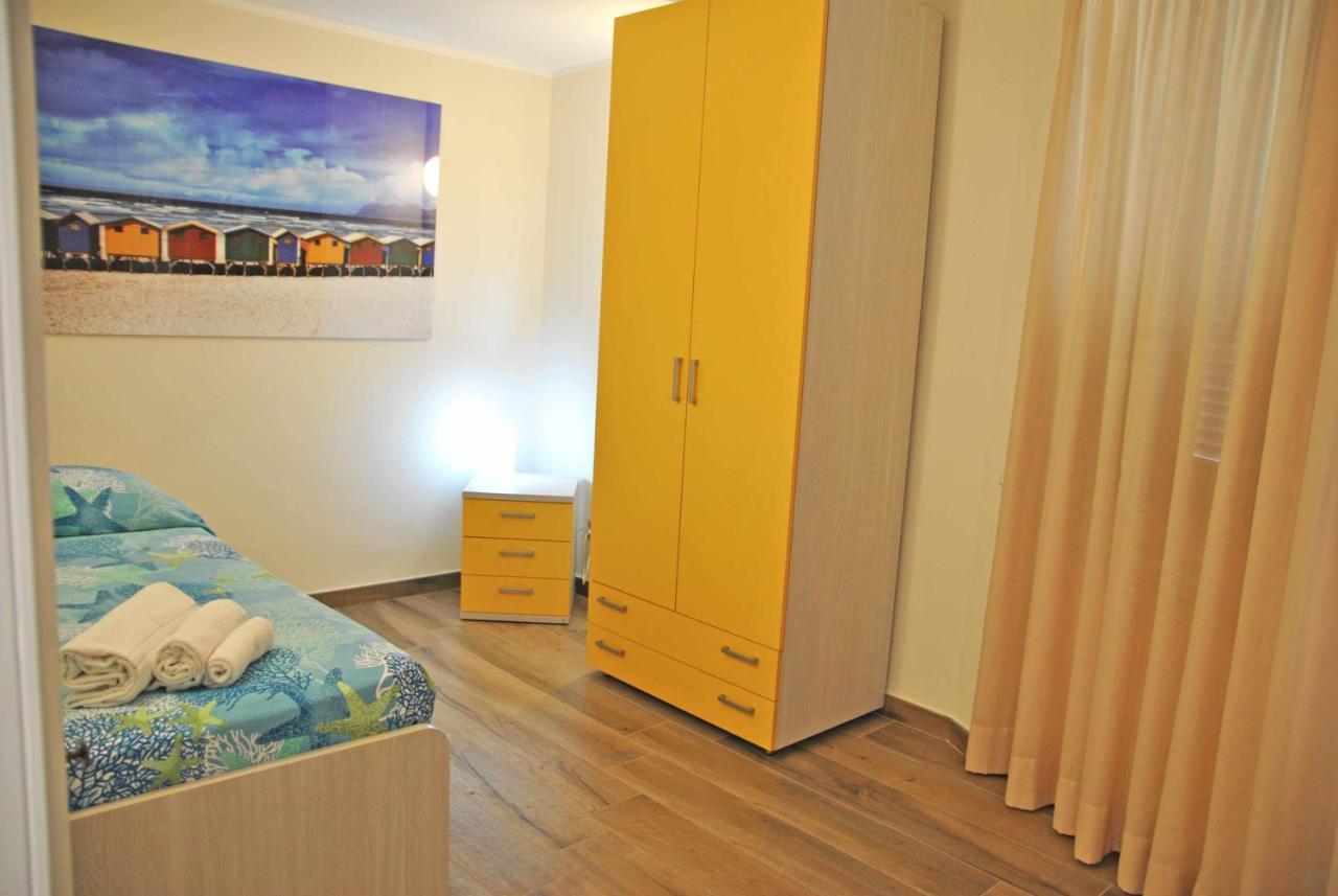 フォルミアCasa Dinky Attico Con Terrazza Vista Mareアパートメント エクステリア 写真